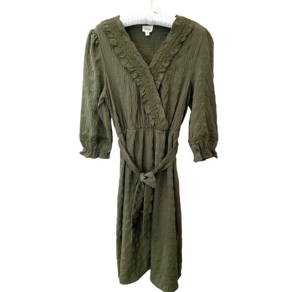 EMBERLEY | Dark Green Ruffle Midi Dress Crinkle Textured 3/4 Sleeve | Small - Picture 1 of 7